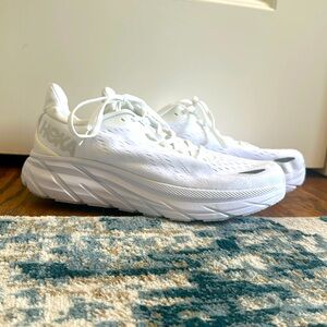 Hoka Clifton 8 White Women’s Size 8.5